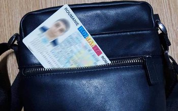 Carte de identitate falsă, descoperită …