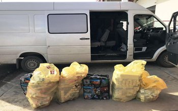 Ţigări de contrabandă, ascunse în …