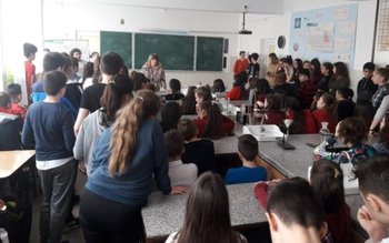 O picătură de educaţie juridică …