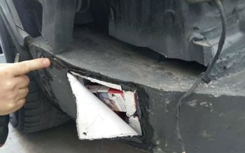 Renault blindat cu ţigări de …