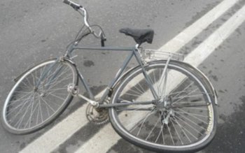 Biciclist accidentat pe o stradă …