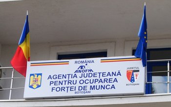 Peste o mie de persoane …