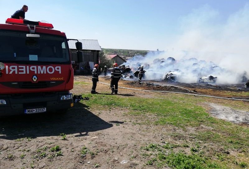 Minor de 16 ani, principalul suspect la incendiul de la depozitul de furaje