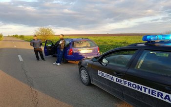 Prins la vânătoare de iepuri …