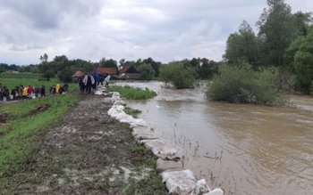 Râul Prut, sub COD PORTOCALIU: …