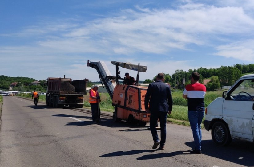 Șantiere în plină desfășurare pe mai multe drumuri județene - FOTO