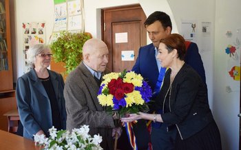 Centenar sărbătorit în Biblioteca de …