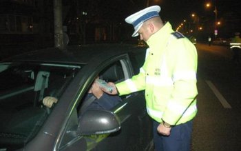 Şofer aproape în coma alcoolică …