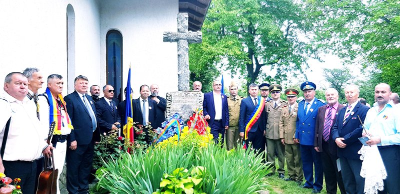 Ceremonii dedicate Zilei Eroilor în comuna Ibănești - FOTO