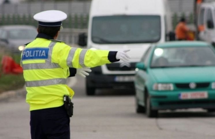 Acțiune organizată de polițiștii rutieri din Săveni