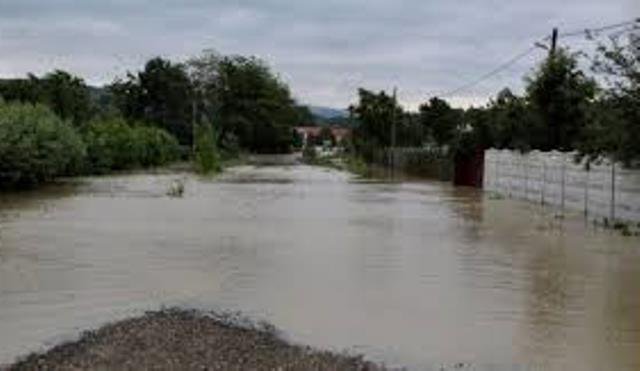 Pagube însemnate după inundațiile din ultima perioadă. Vezi cele mai afectate localități!