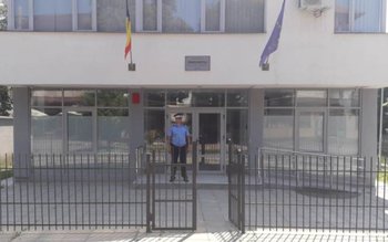 Jandarmii au luat în pază …