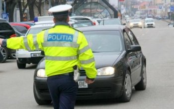 Polițistul l-a tras pe dreapta …