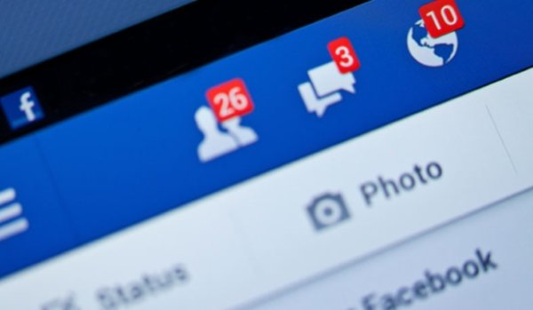 Cum faci să îți apară postările de pe Facebook în ordine cronologică
