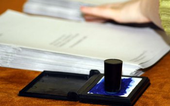 Azi încep înscrierile pentru votul …