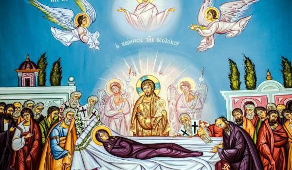 Postul Sfintei Marii începe miercuri și este la fel de aspru ca Postul Paștilor