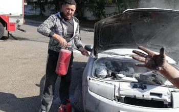 Un autoturism a luat foc …