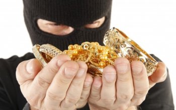 Jaf de amploare în nordul …