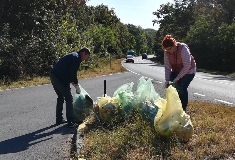 Prefectul a fost prezent la campania de ecologizare „Let's Do It, Romania!” - FOTO