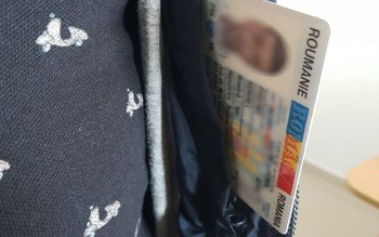 Documente false descoperite la controlul …