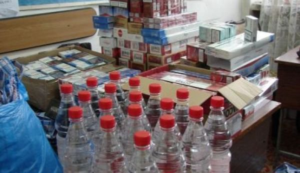 Poliția în acțiune: Ţigări și alcool confiscate de pe stradă