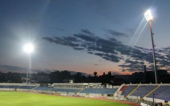 Stadion de peste 15 milioane …
