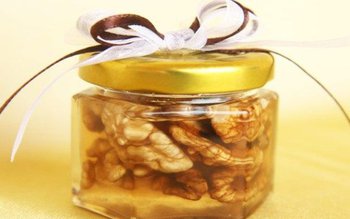 Ia în fiecare dimineaţă o …