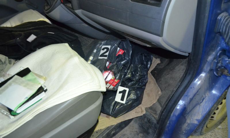 Ţigări de contrabandă confiscate de polițiștii de frontieră Botoşani - FOTO