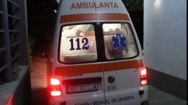 Tânăr rănit grav în urma unui accident produs pe drumul Botoșani - Roma
