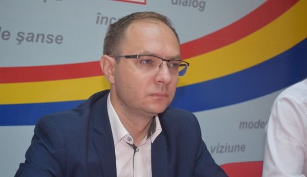 Comunicat - Cosmin Andrei, viceprimar municipiul Botoșani: „Primarul Flutur dă vina pe consilierii PSD pentru propriile nerealizări”