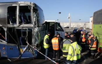 Accident cumplit de autocar în …