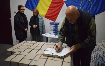 BULETINELE de vot pentru turul …