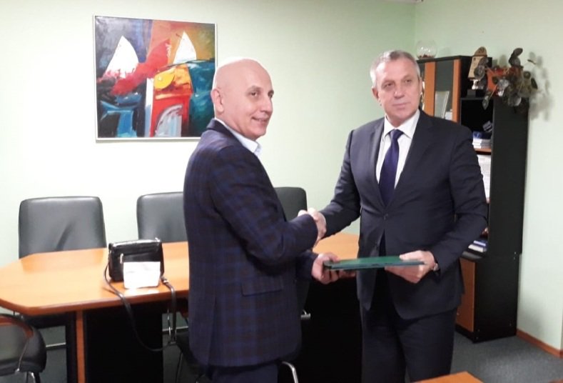 A fost semnat contractul de finanțare a proiectului „Dotarea Ambulatoriului din Cadrul Secției Exterioare Pediatrie a Spitalului Județean de Urgență „Mavromati” Botoșani”