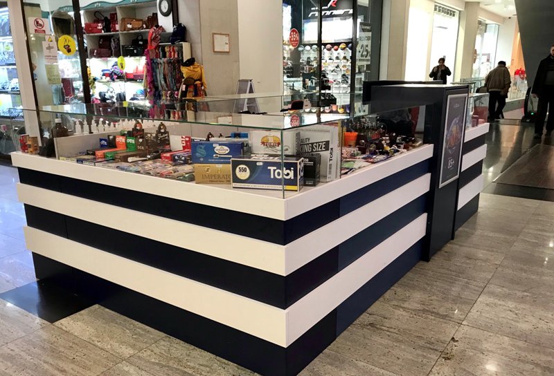 Unicul magazin cu țigări electronice din Botoșani a fost deschis în Uvertura Mall