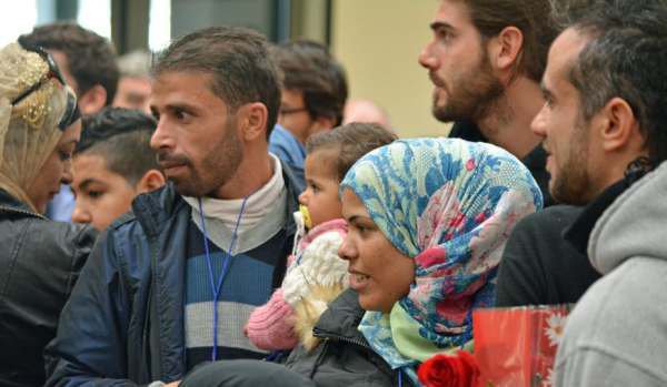 Zeci de refugiați din Libia vor ajunge în România