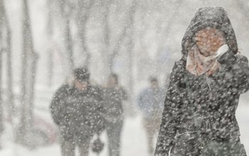 Temperaturi scăzute și ninsori în …