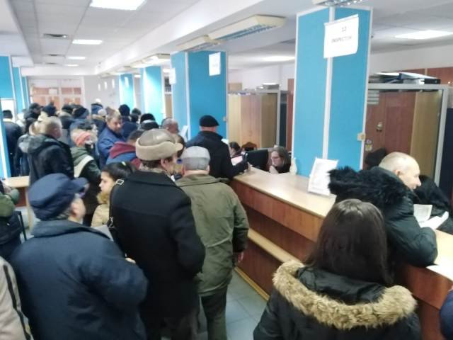 Sute de botoșăneni au achitat deja obligațiile către Primăria Botoșani
