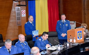 Jandarmul de onoare al județului …