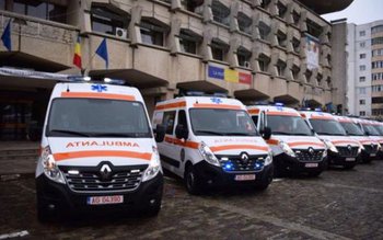Ambulanţe noi dotate cu echipamente …