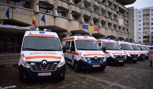 Ambulanţe noi dotate cu echipamente moderne pentru judeţul Botoşani