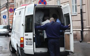 Doi tineri reținuți după ce …