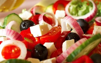 Dieta mediteraneană rămâne și în …