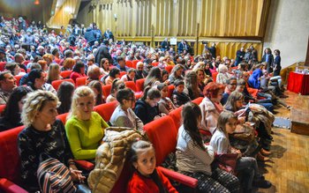 Seară de spectacol pentru mai …