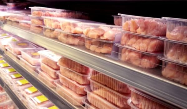 Alertă alimentară! Carne infectată cu gripă aviară, vândută în 26 de județe din țară. Anunțul ANSVSA