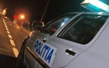 Inconștiență la volan. Bărbat prins …