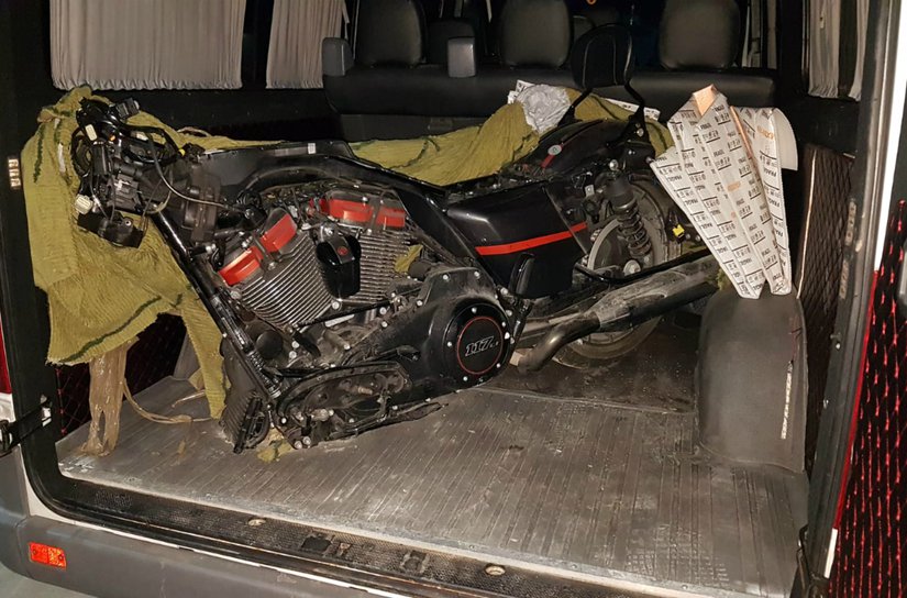 Motocicletă Harley furată din Italia, depistată la PTF Stânca - FOTO