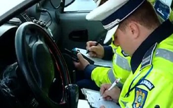 I-a lăsat maşina pe mână, …