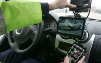 Ghinion! S-a urcat fără permis …