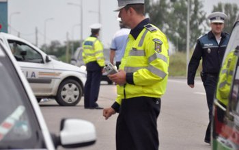 Acţiuni ale poliţiştilor rutieri în …