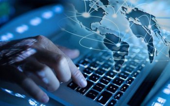 Poliţiştii botoşăneni alături de elevi …